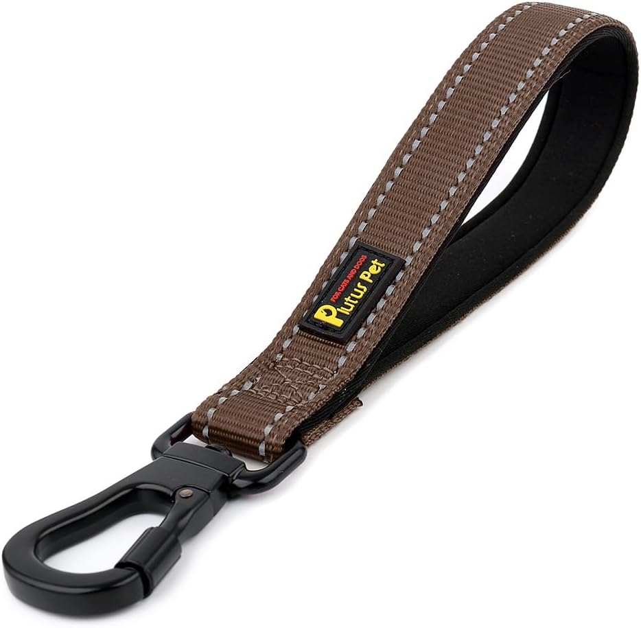 PLUTUS PET Short Dog Leash, Reflective Nylon Padded Handle, Strong Traffic Leash with Carabiner Clip, Perfect for Large or Medium Dogs (10”，Chocolate)