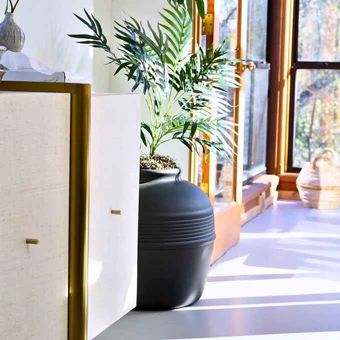 Good Pet Stuff Hidden Litter Box Planter, Decorative Cat Litter Enclosure with Carbon Filter, Artificial Plant, Easy Clean, Indoor Design, Original Round Style, Base Kit, Black Suede