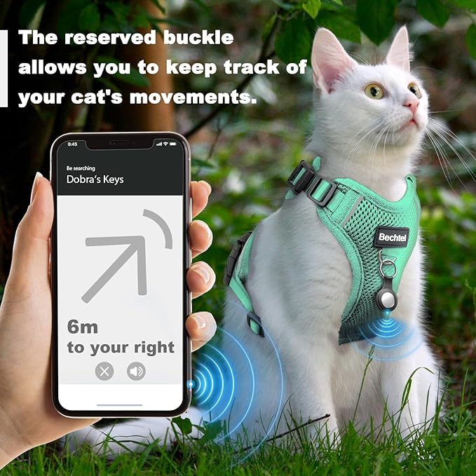 Cat Harness and Leash for Walking, The Upgrade Can be Adjusted in Four Directions and Breathable Cat Harness for Anti Escape That can be Fitted and Positioned, Reflective Strips Harness, Green,M